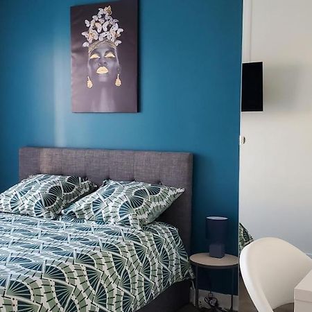 Charming Room With Shared Space Close To Paris - Chambres Confort Avec Espaces Partages Proche De Paris วิทรี-ซูร์-แซน ภายนอก รูปภาพ