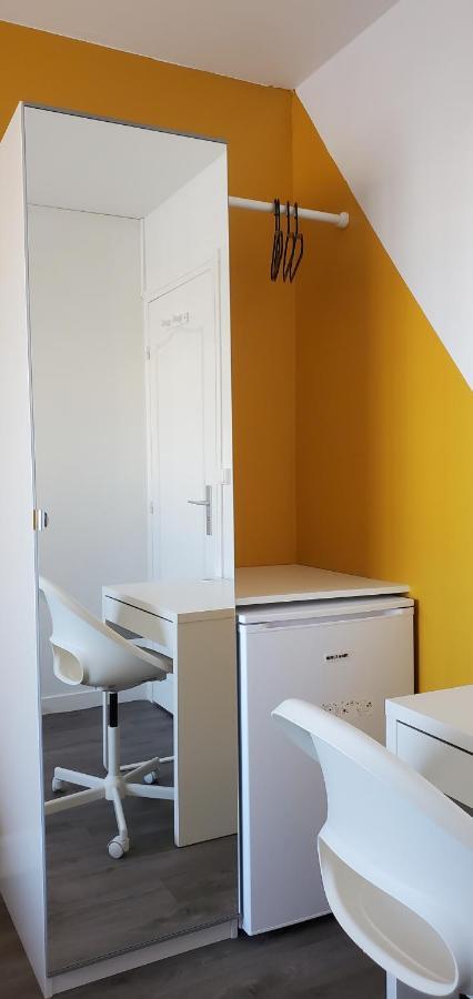 Charming Room With Shared Space Close To Paris - Chambres Confort Avec Espaces Partages Proche De Paris วิทรี-ซูร์-แซน ภายนอก รูปภาพ